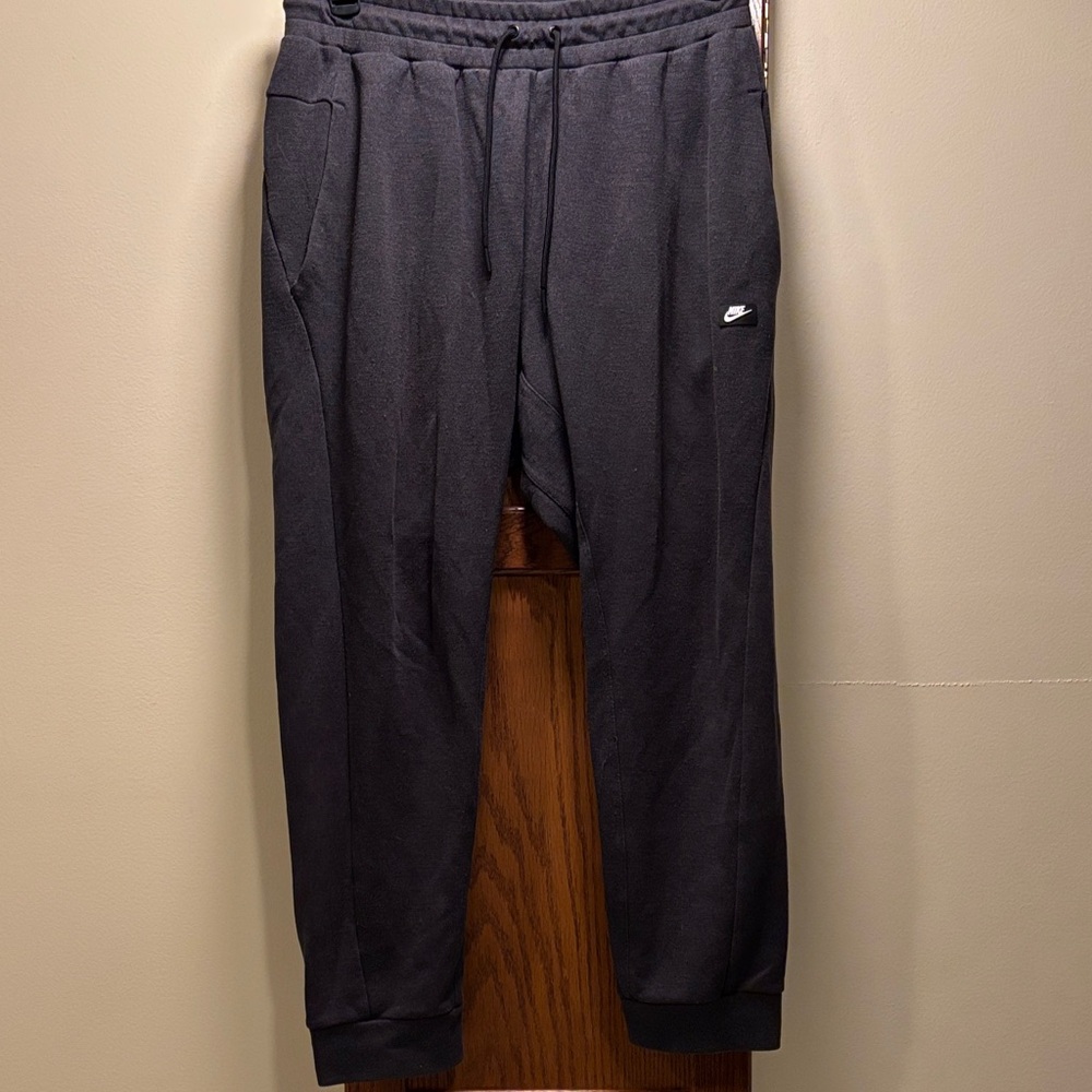 Nike Men's Black Jogger Pants with pockets - size XL